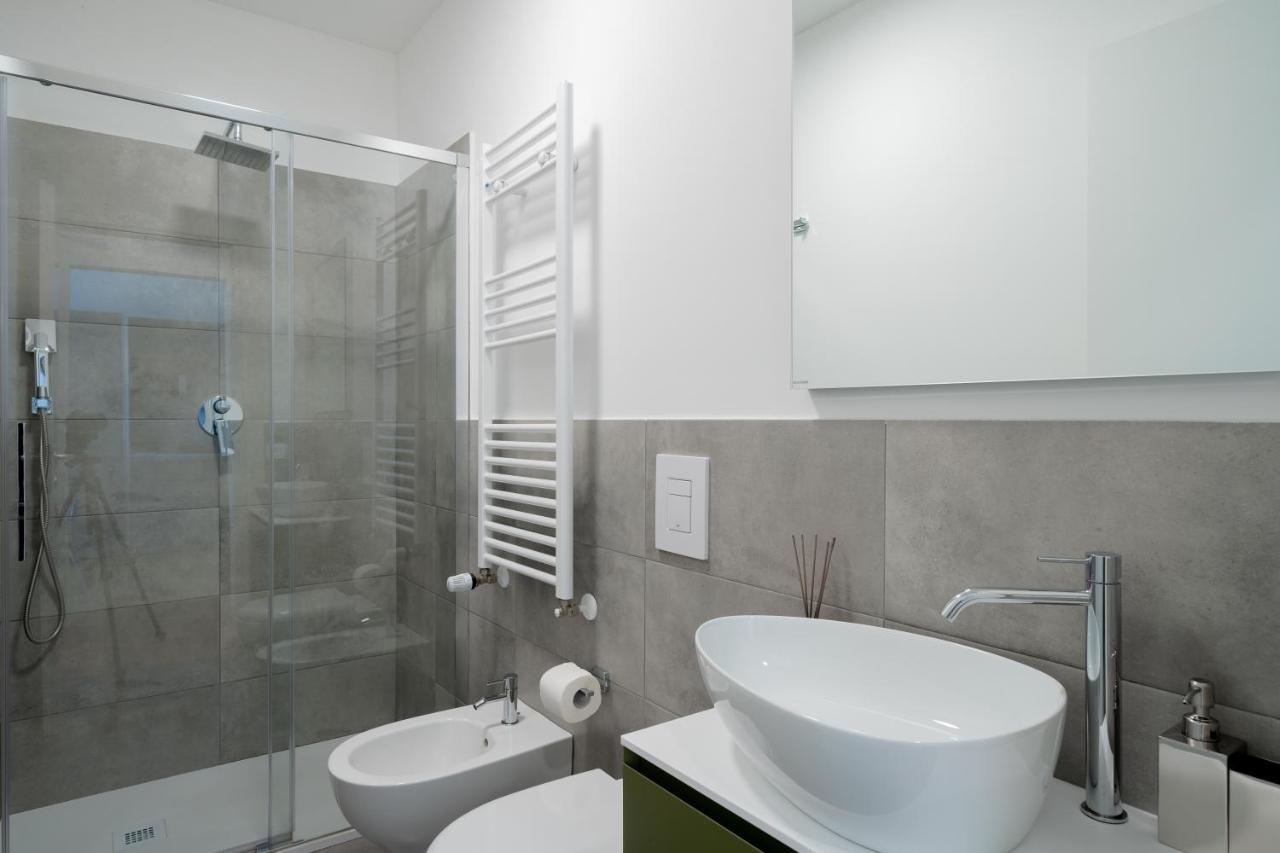 Milano Apartments S Agostino - Porta Genova Ngoại thất bức ảnh