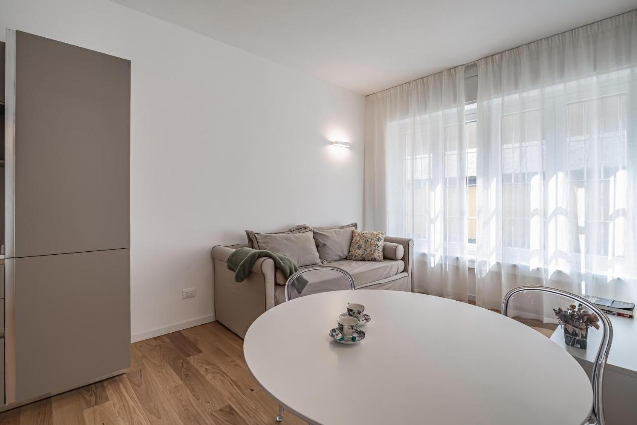 Milano Apartments S Agostino - Porta Genova Ngoại thất bức ảnh