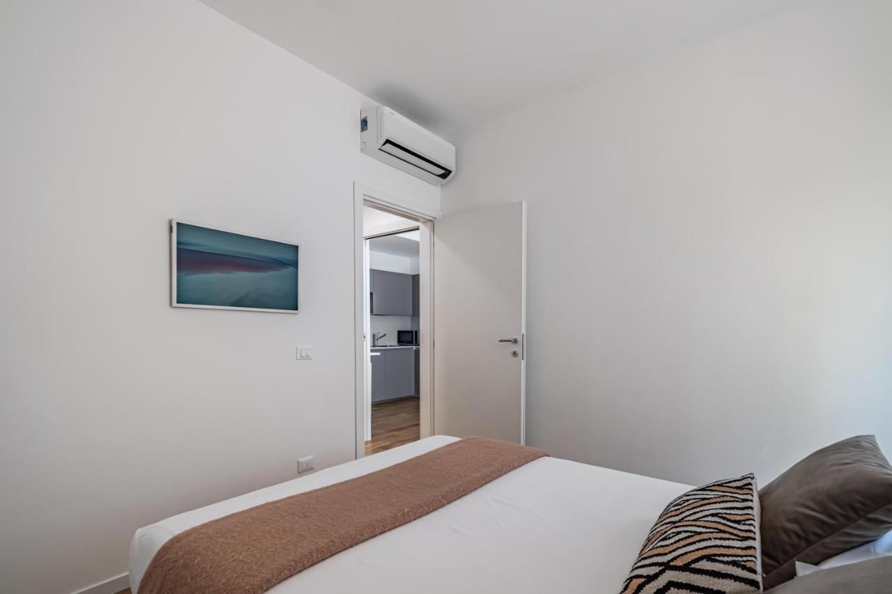 Milano Apartments S Agostino - Porta Genova Ngoại thất bức ảnh