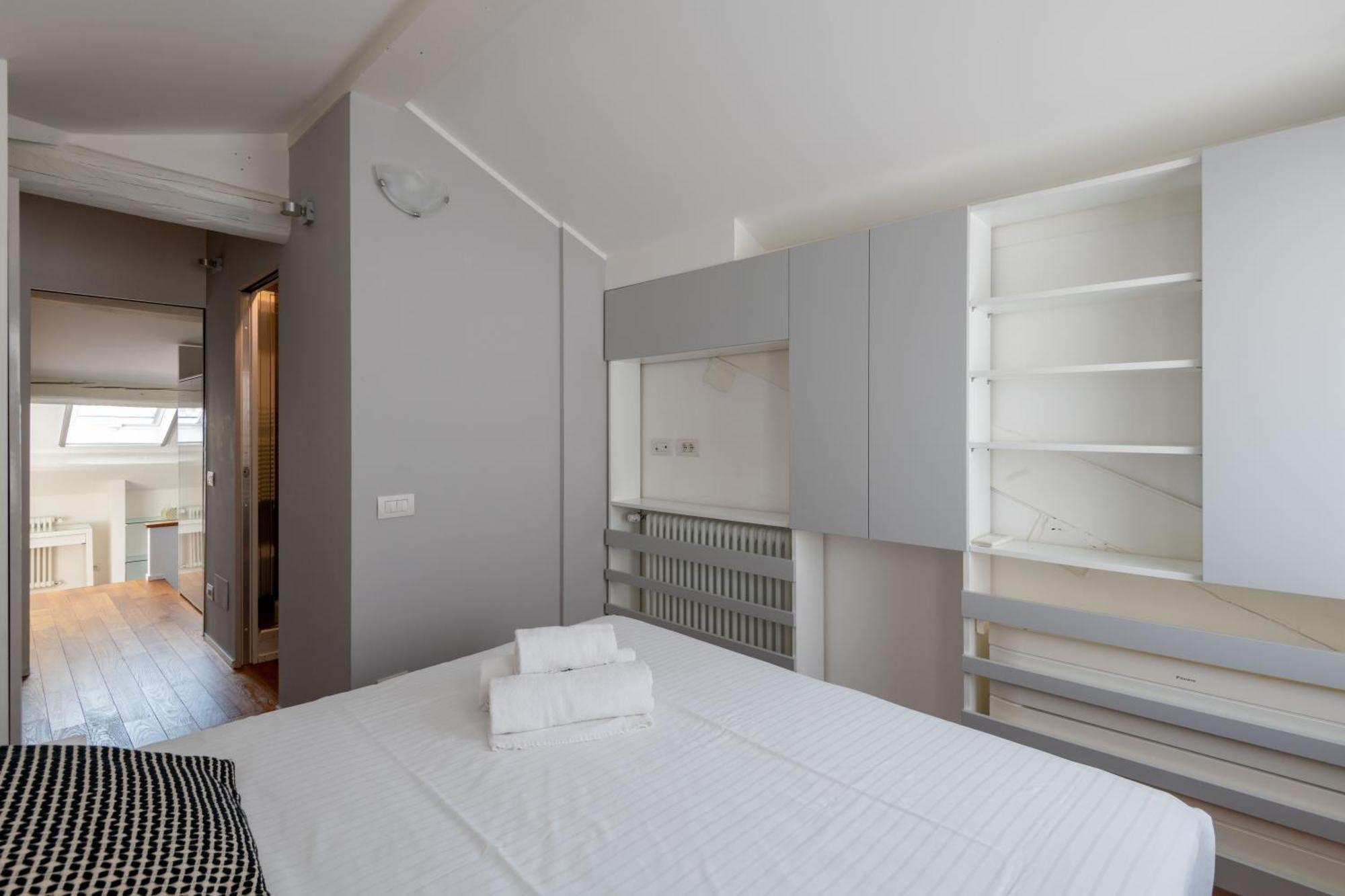 Milano Apartments S Agostino - Porta Genova Ngoại thất bức ảnh